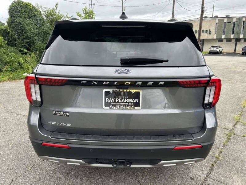 2025 Ford Explorer Active