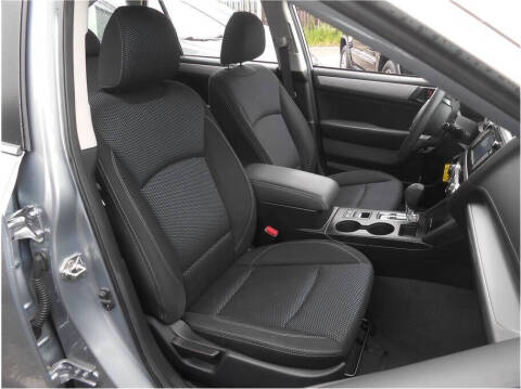 2019 Subaru Outback 2.5i