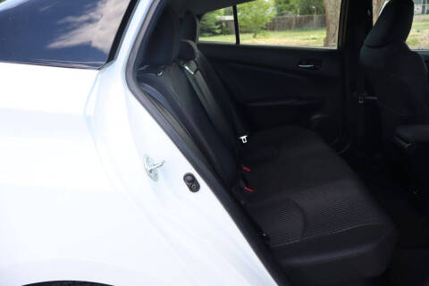 2016 Toyota Prius Two