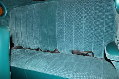 1948 Ford Super Deluxe