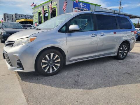 2018 Toyota Sienna for sale at INTERNATIONAL AUTO BROKERS INC in Hollywood FL