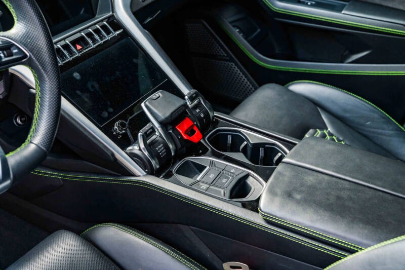 2019 Lamborghini Urus