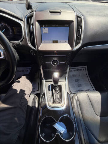 2016 Ford Edge Titanium