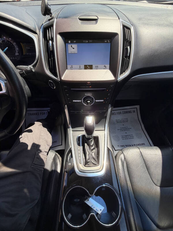 2016 Ford Edge Titanium