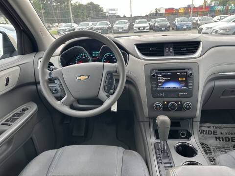 2013 Chevrolet Traverse LS
