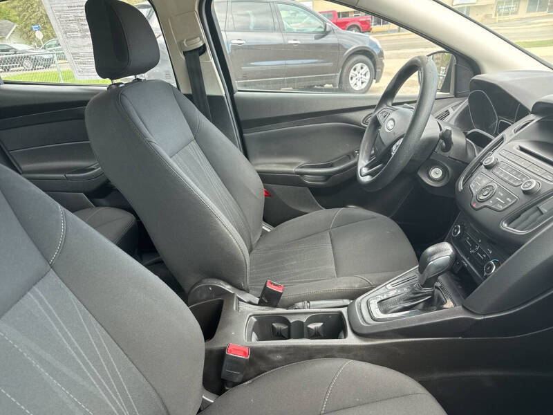2016 Ford Focus S