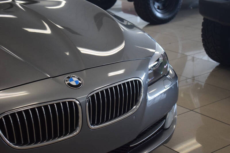 2012 BMW 5 Series 528i