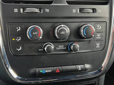 2017 Dodge Grand Caravan SE