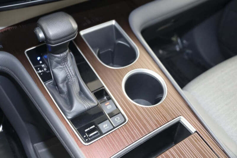 2021 Toyota Sienna LE 8-Passenger