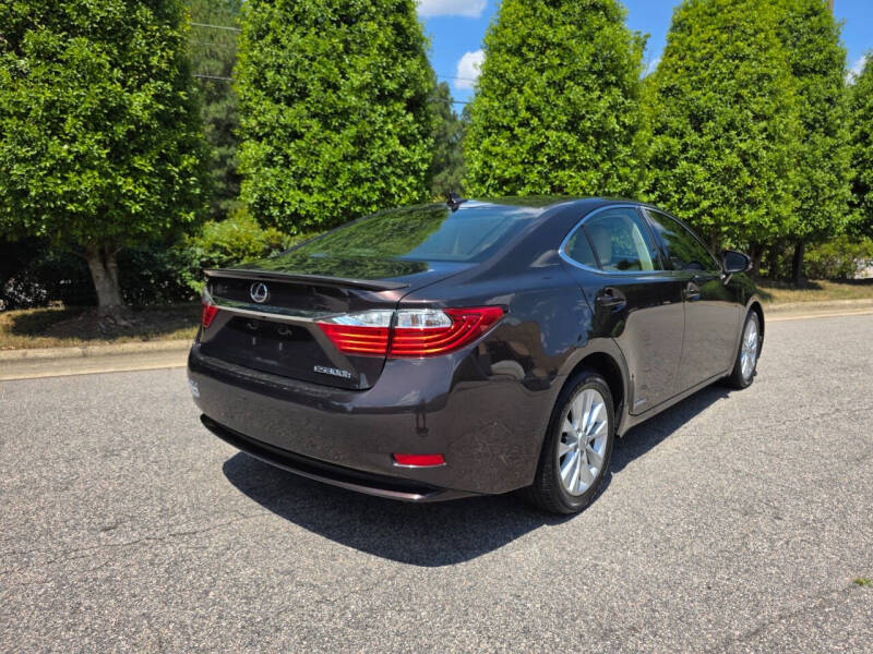 2013 Lexus ES 300h