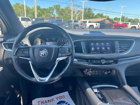 2023 Buick Enclave Essence