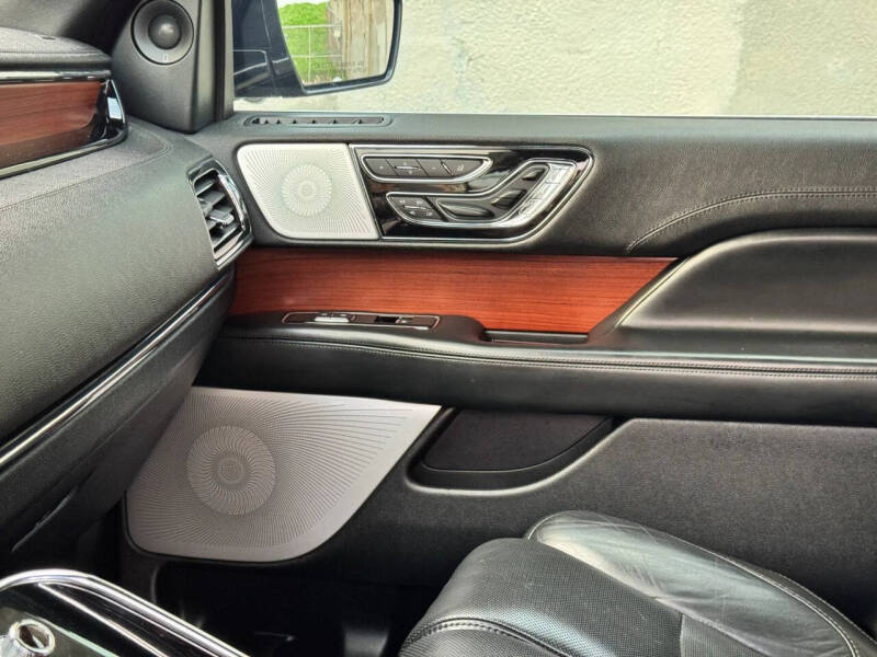 2020 Lincoln Navigator L Reserve