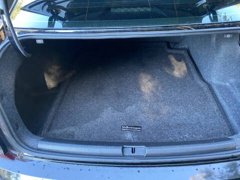 2017 Volkswagen Passat 1.8T R-Line