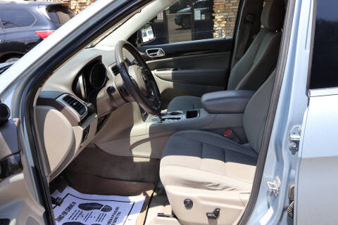 2012 Jeep Grand Cherokee Laredo