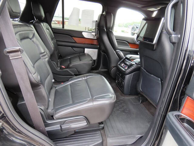 2018 Lincoln Navigator for sale at Modern Automotive Group LLC in Lafayette, TN