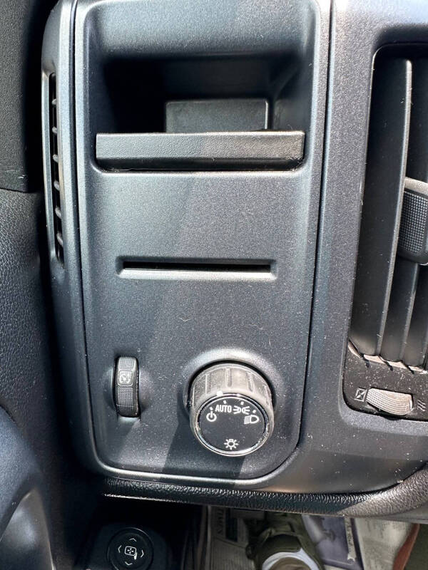 2017 Chevrolet Silverado 1500 Custom