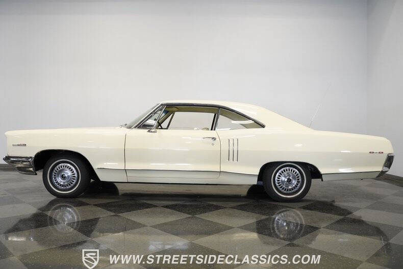 1966 Pontiac 2+2