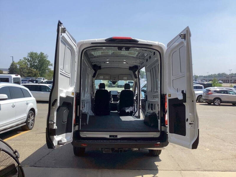 2025 Ford Transit 250