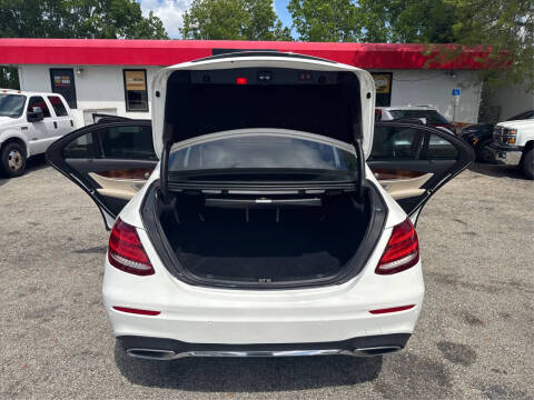 2019 Mercedes-Benz E-Class E 300