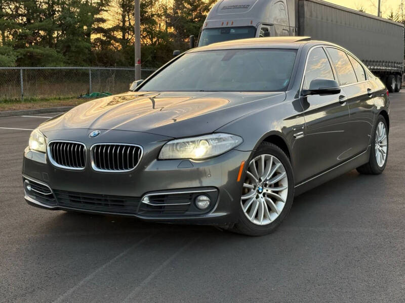 2015 BMW 5 Series 528i
