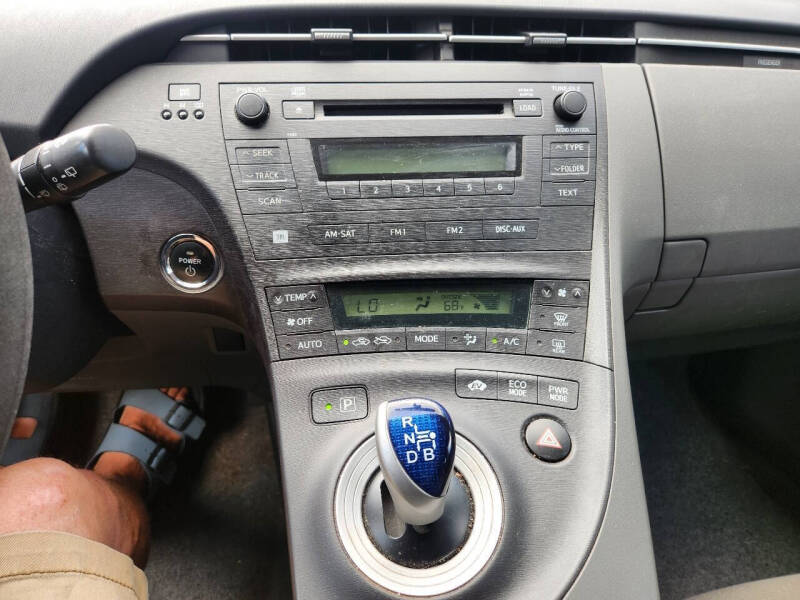 2010 Toyota Prius I