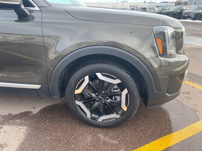 2023 Kia Telluride S