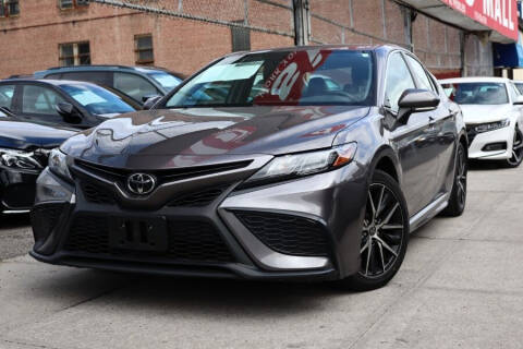 2022 Toyota Camry for sale at HILLSIDE AUTO MALL INC in Jamaica NY