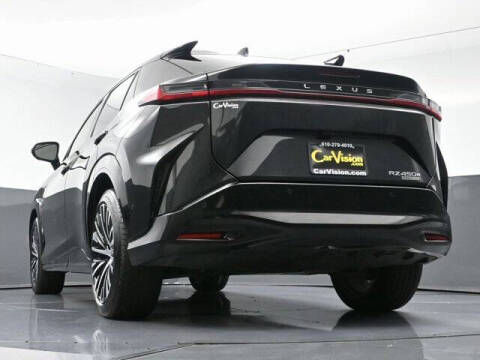 2023 Lexus RZ 450e Luxury