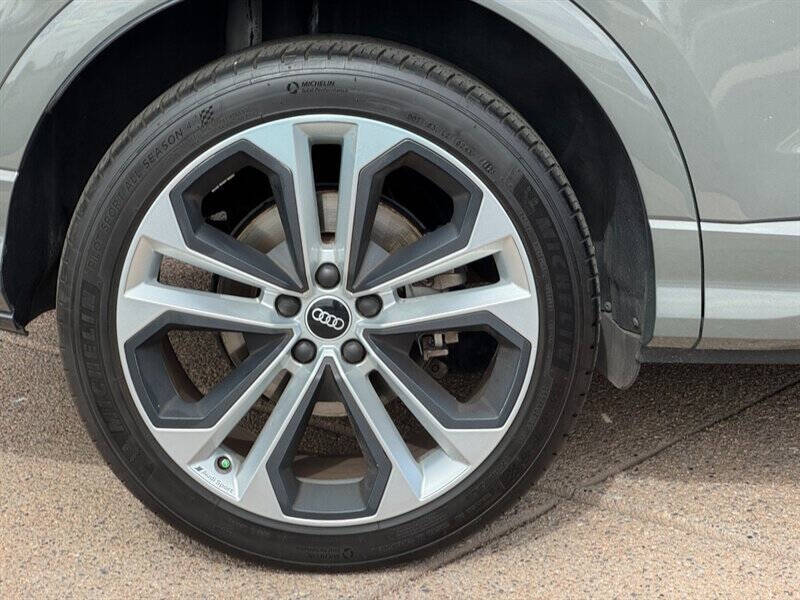 2021 Audi Q3 quattro S line Prem Plus 45 TFSI