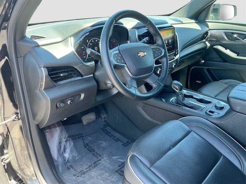 2023 Chevrolet Traverse Premier