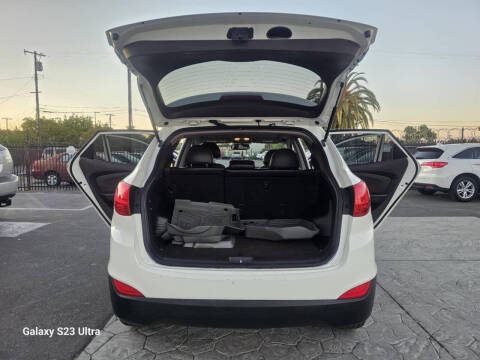 2011 Hyundai Tucson GLS