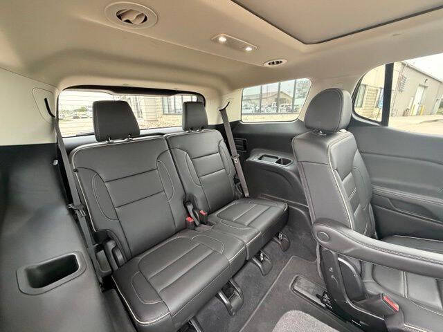 2022 GMC Acadia Denali