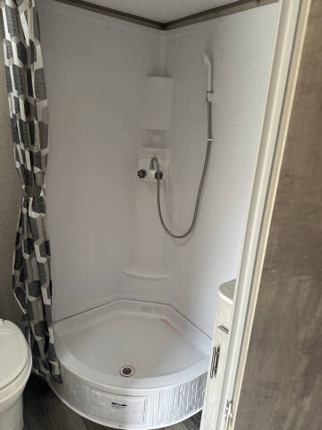 2022 Coachmen RV Summit 184FQS