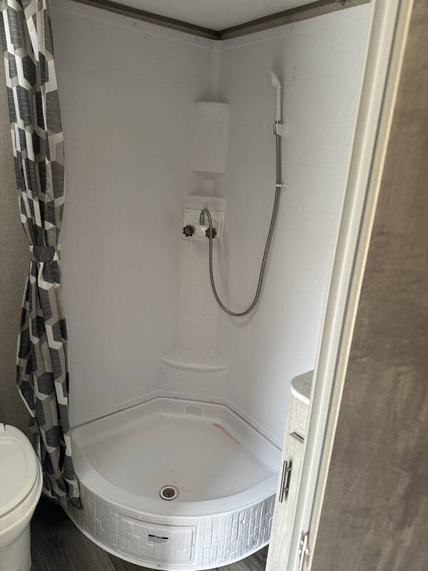 2022 Coachmen RV Summit 184FQS