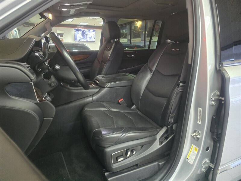 2017 Cadillac Escalade ESV Premium Luxury