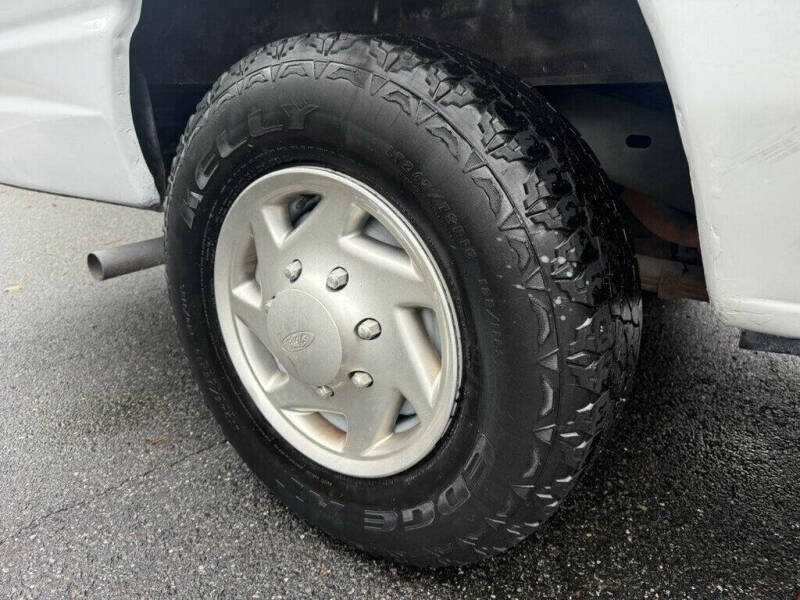 2010 Ford E-Series E-150