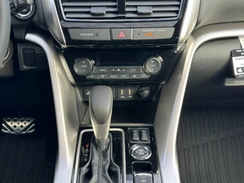 2026 Mitsubishi Eclipse Cross SEL