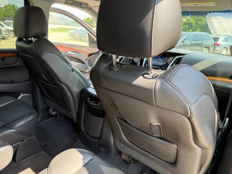 2015 Cadillac Escalade Luxury