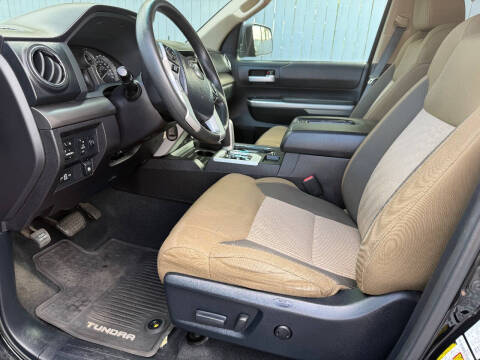 2015 Toyota Tundra SR5