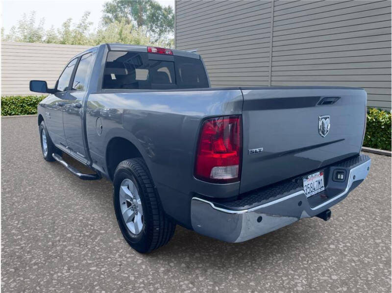 2013 RAM 1500 SLT