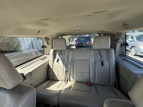 2011 Lincoln Navigator