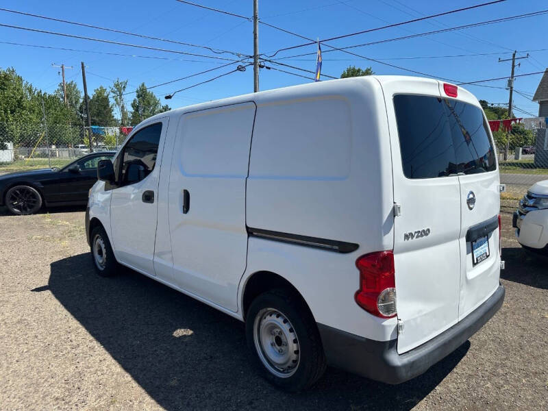 2016 Nissan NV200