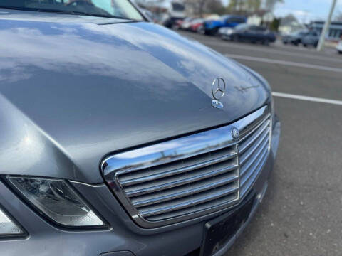 2010 Mercedes-Benz E-Class