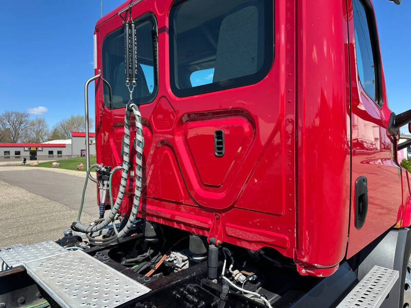 2019 Freightliner Cascadia