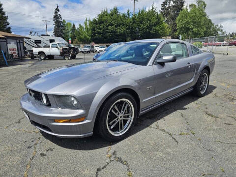 2006 Ford Mustang GT Deluxe