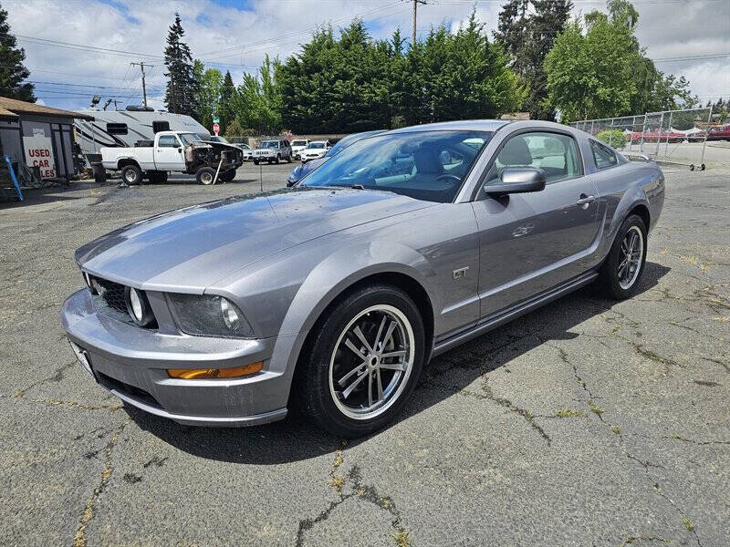 2006 Ford Mustang GT Deluxe