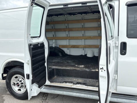 2021 GMC Savana 2500