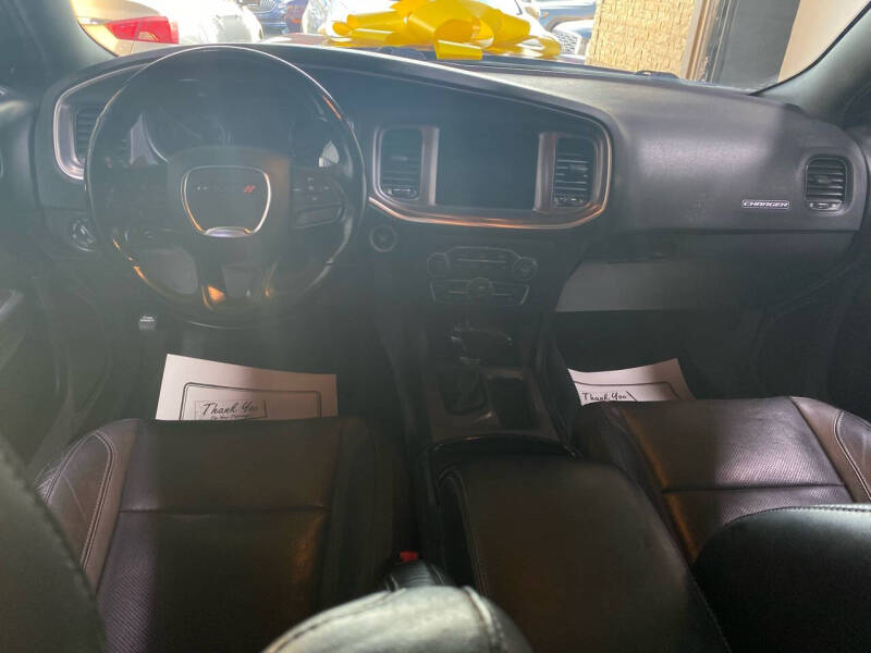 2020 Dodge Charger SXT