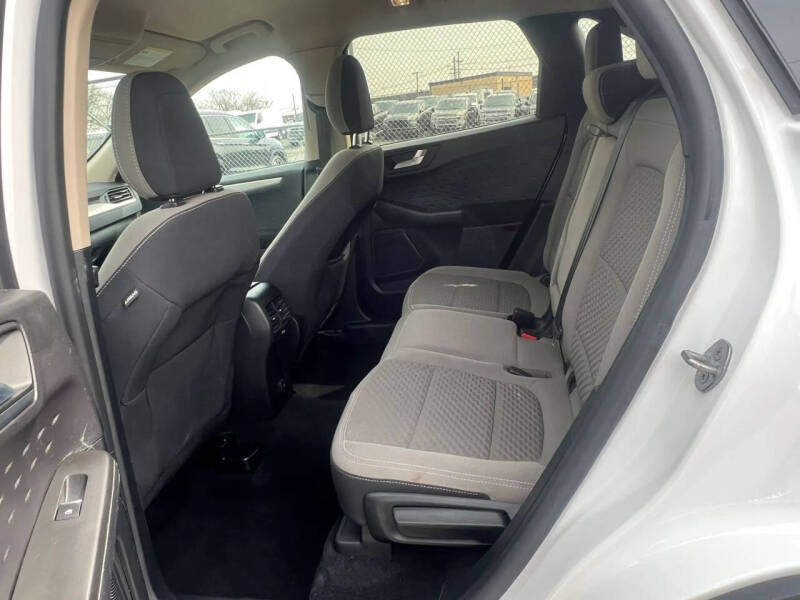2020 Ford Escape SE