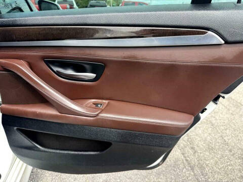 2014 BMW 5 Series 528i